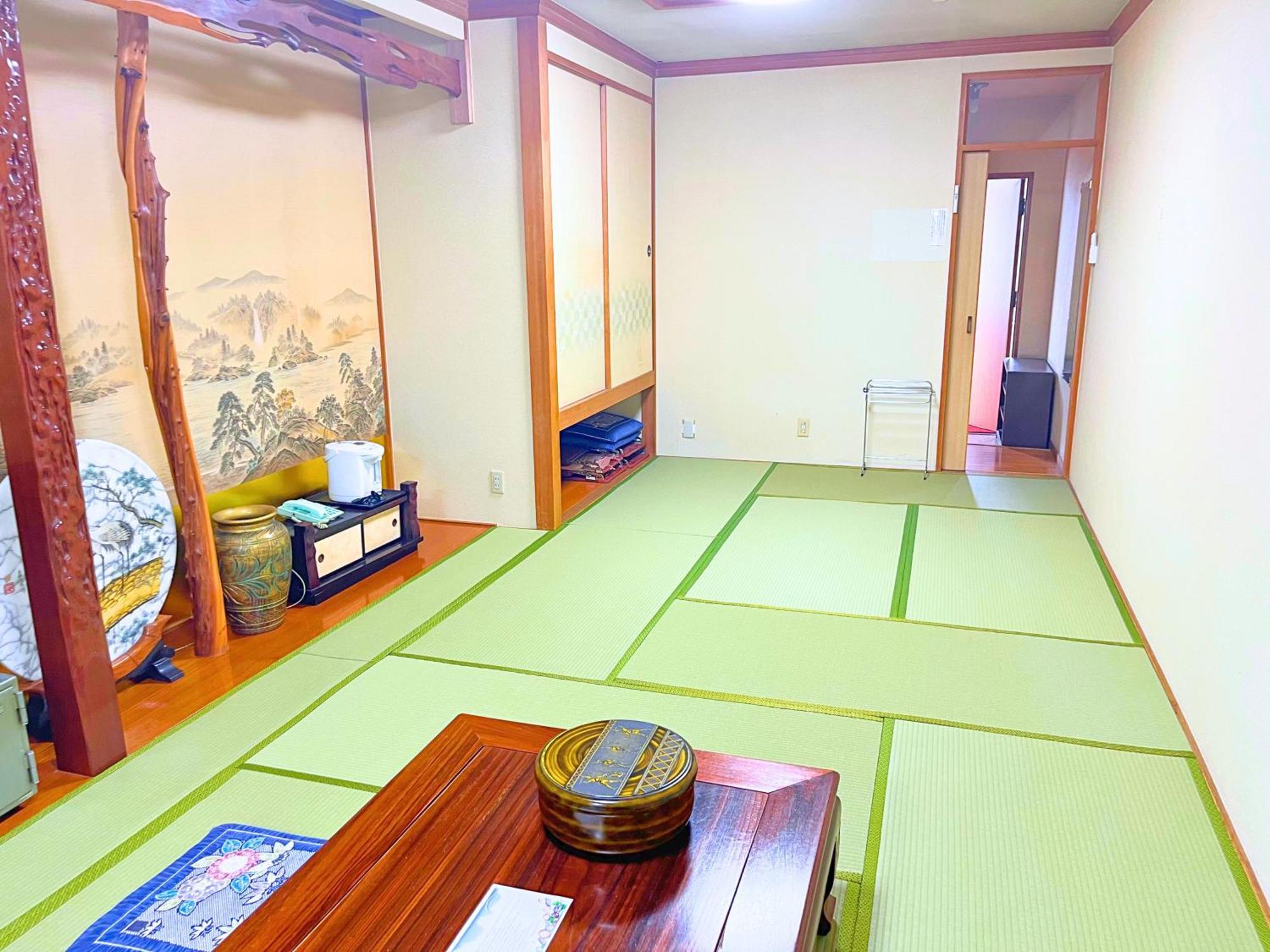 Ryokan Takasago Onsen 4*